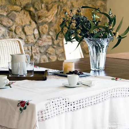 Country house Ca L'helena Castellet